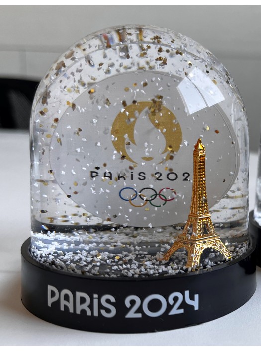 Snow Globe Paris 2024 Made in France